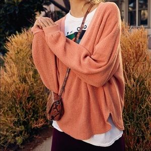 URBAN OUTFITTERS COZY PLUNGING V TOP SWEATER